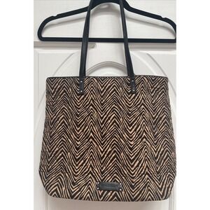 Vera Bradley Leather And Quilted‎ Print Shoulder Bag